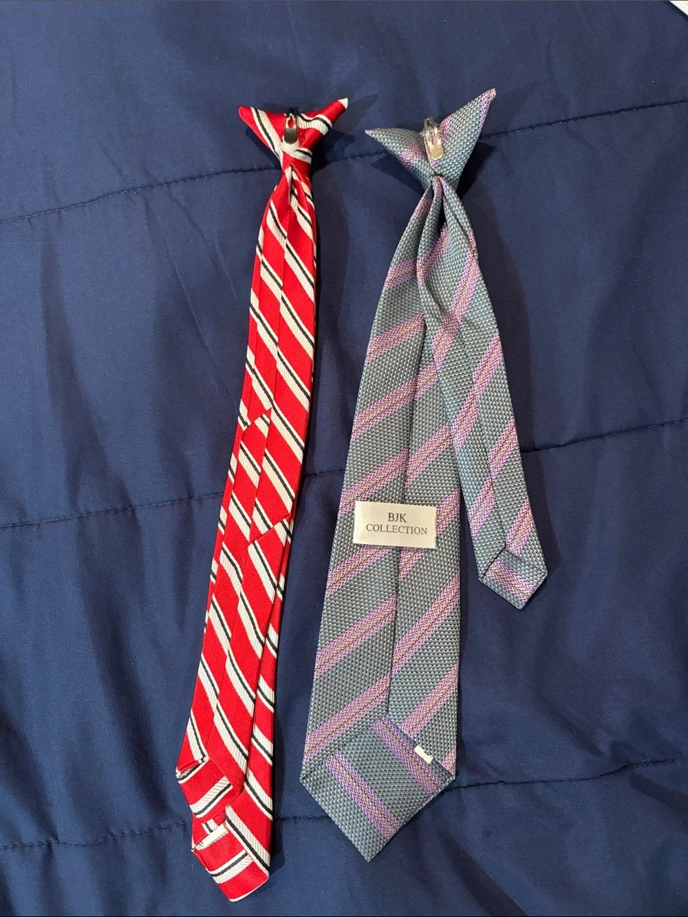 Gray and Pink Striped Men's Tie – Classic Formal Neckwear